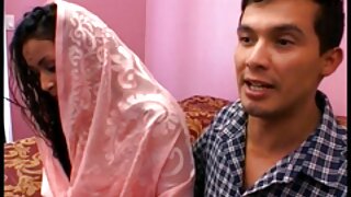 پاولینا مرغ کی سواری ...