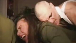 پیاری brunette بیب ا ...